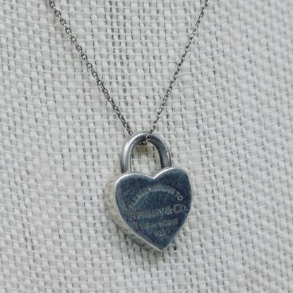 Picture of Tiffany & Co Sterling Silver 16.75" Necklace w/ "Return to Tiffany" Heart Lock Pendant  