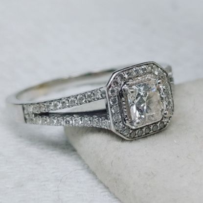 Picture of 18kwg 0.51ct GIA Certified VVS1/I Princess Cut Diamond Engagement Ring Size 7.5  