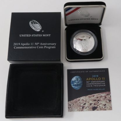 Picture of 2019-P Apollo 11 50th Anniversary 1oz Silver Proof w/ Box & COA 