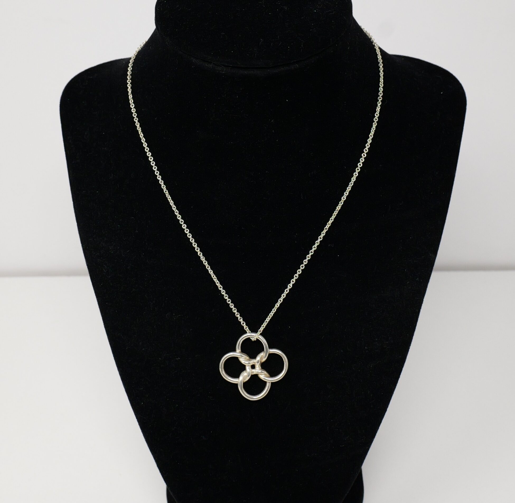 Tiffany Elsa Peretti Silver .925 Quadrefoglio Lucky Clover 16
