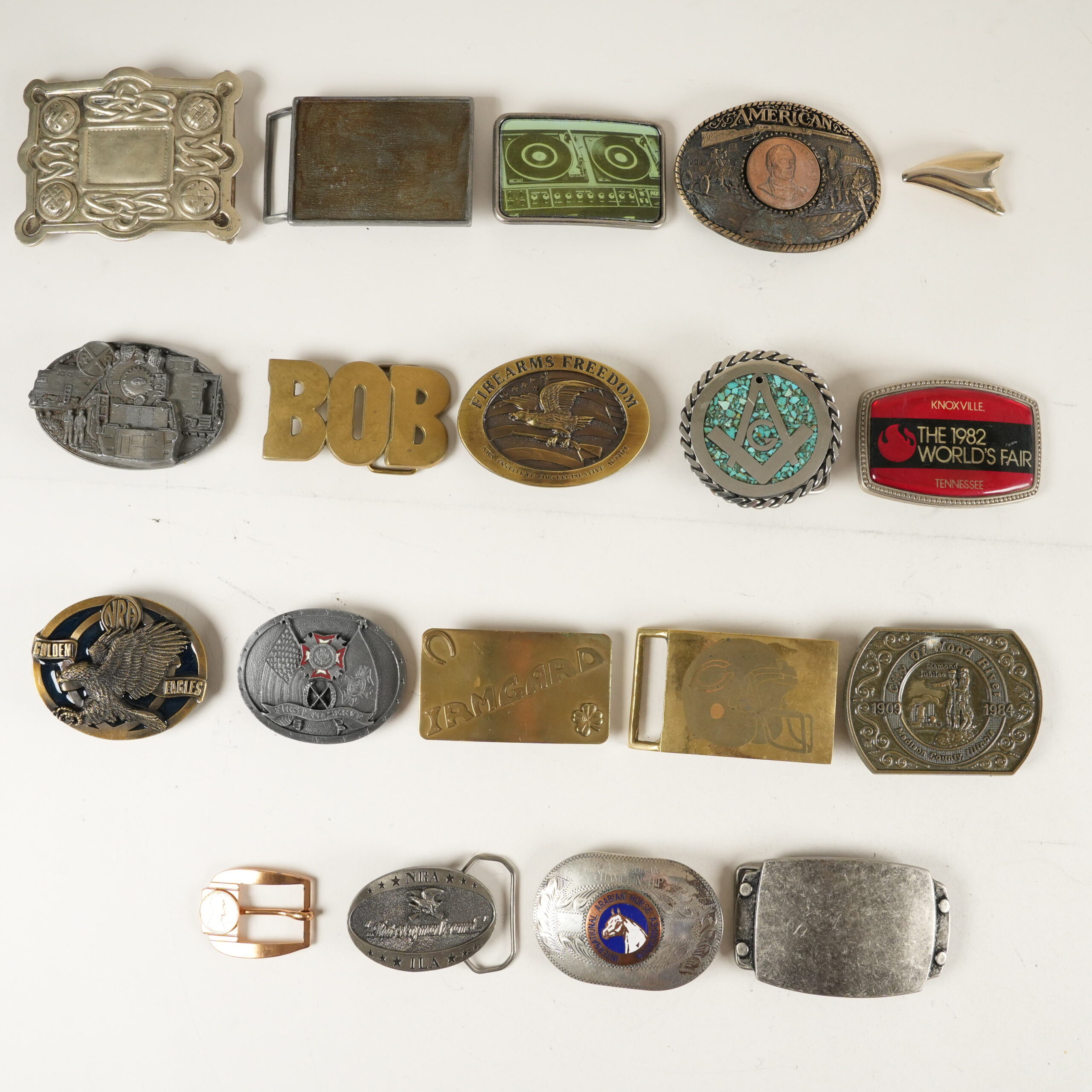 19x Vintage & Modern Belt Buckles w/ Various Themes 32313 - PGS